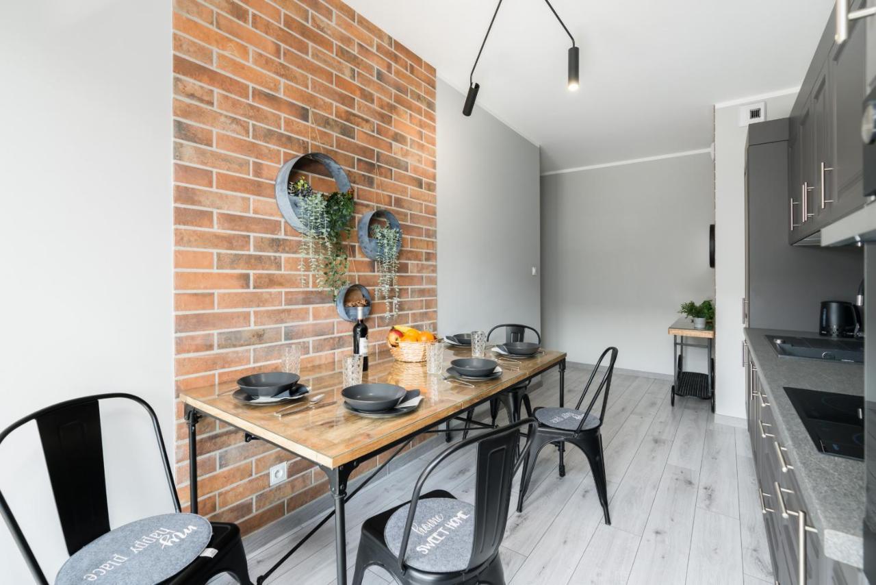 Family Apartment 62M - Sowia With Garage & Balcony By Noclegi Renters Posen Exterior foto